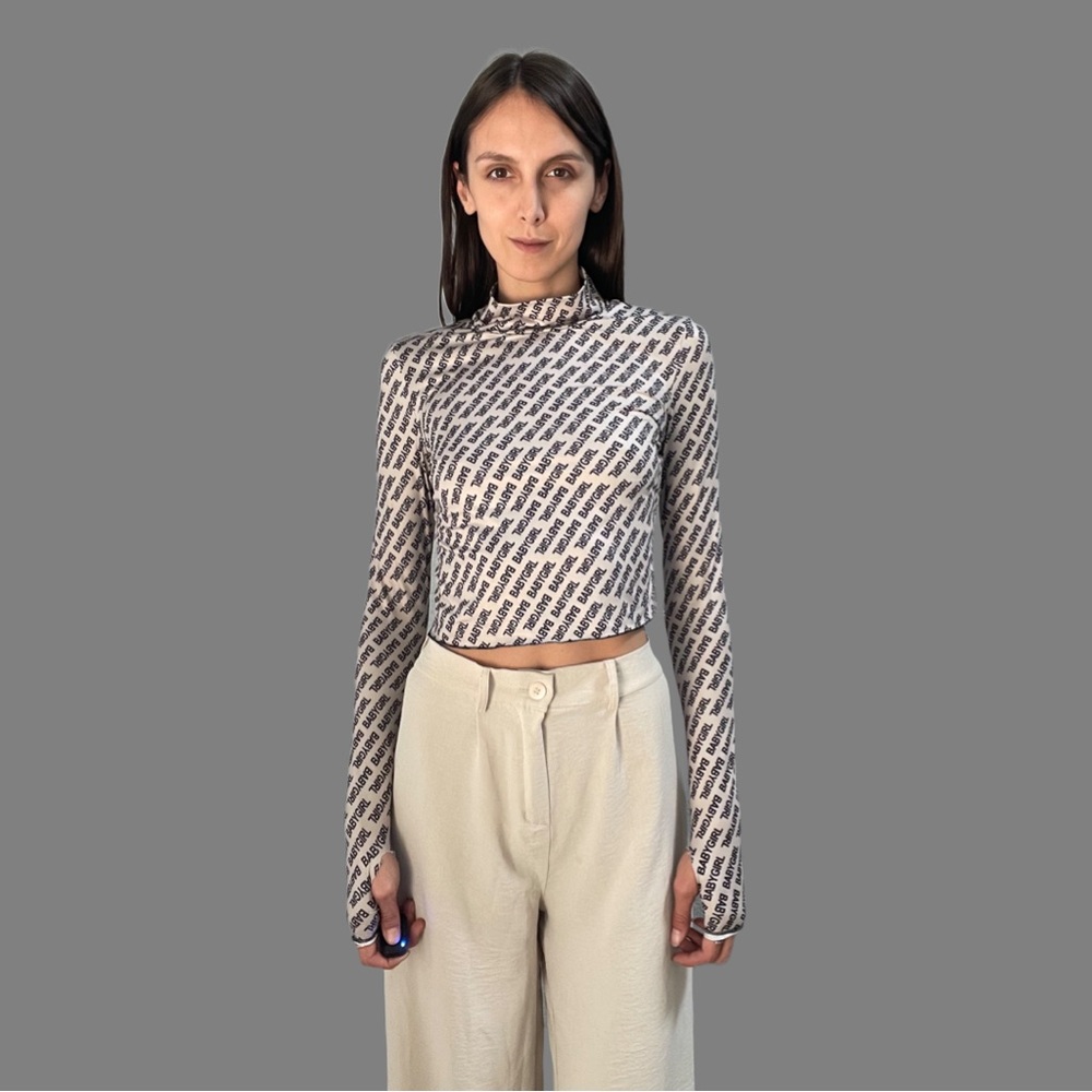 Babygirl Body-con Crop Top